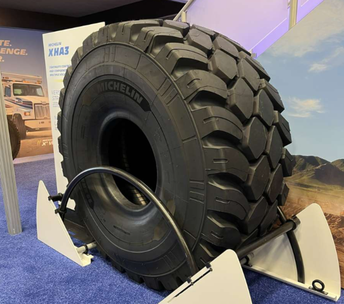 Michelin XHA3 - нове покоління шин для будівельної техніки