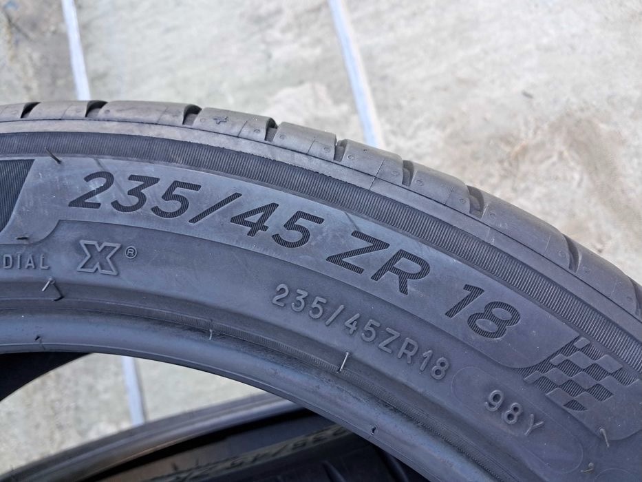 Шины 235/45 R18